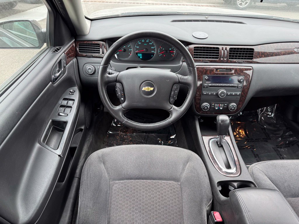 Used 2013 Chevrolet Impala LT FWD image 9