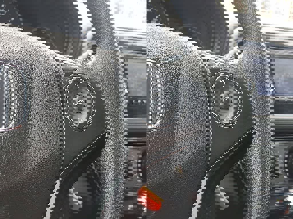 Certified 2021 Honda HR-V LX image 18