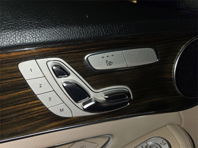 Used 2019 Mercedes-Benz C 300 C 300 image 12