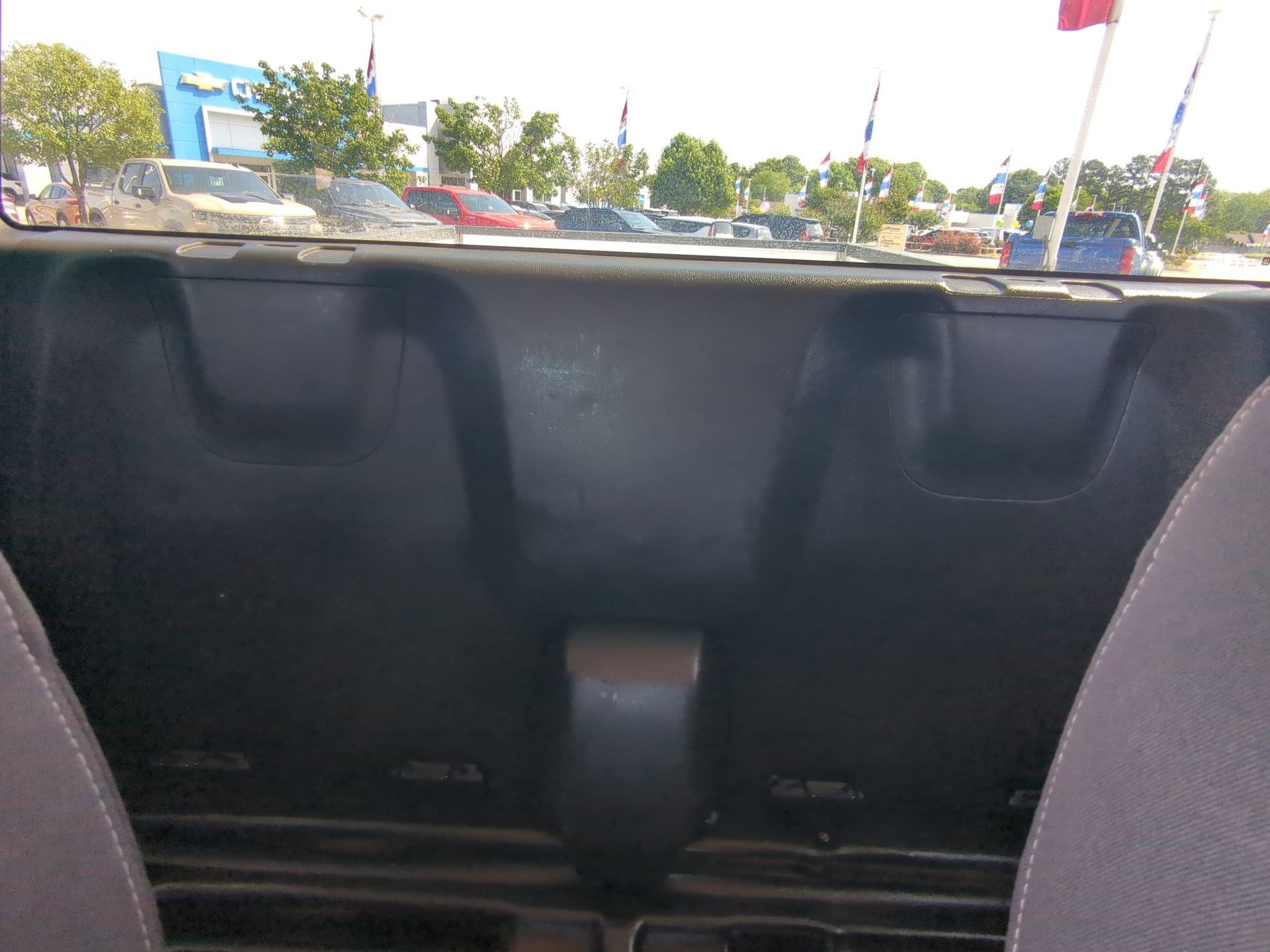 Used 2020 Chevrolet Colorado LT w/ Safety Package RWD image 21
