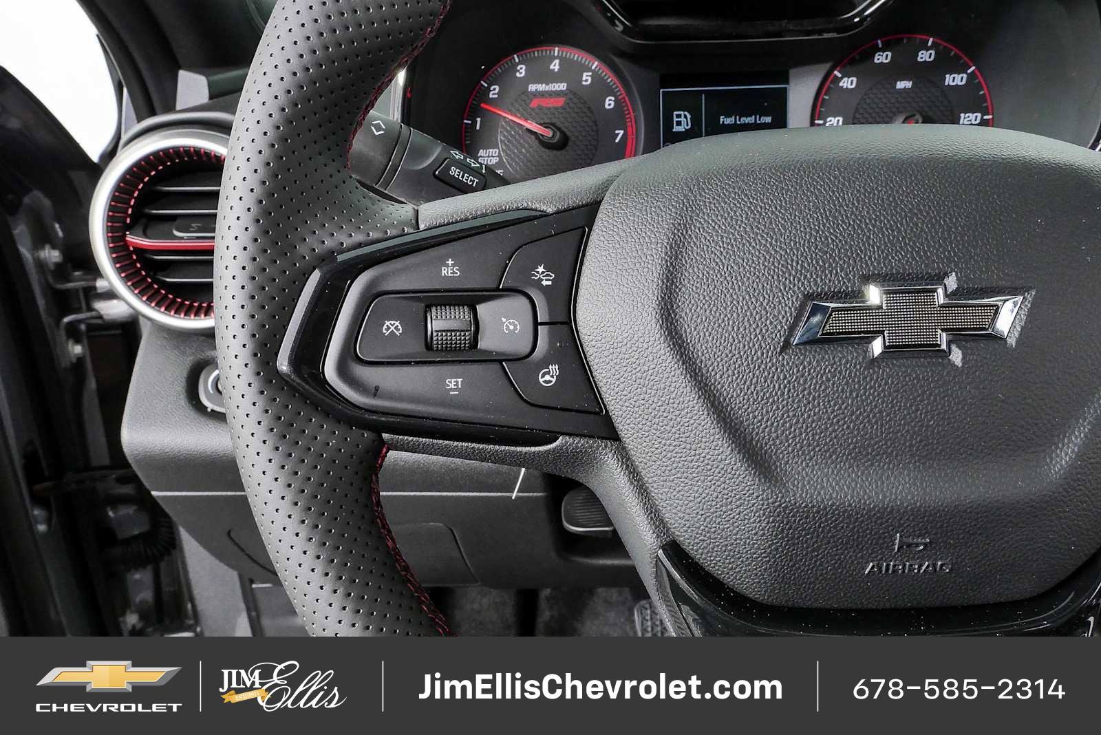 New 2026 Chevrolet Trax RS w/ Sunroof Package FWD image 9