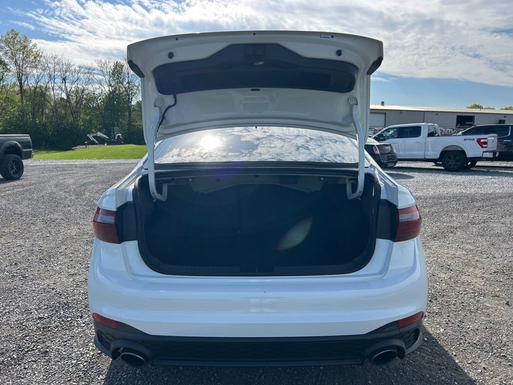 Used 2023 Volkswagen Jetta GLI Autobahn FWD image 16