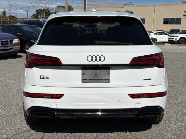Used 2024 Audi Q5 e Premium Plus w/ Premium Plus Package AWD/4WD image 12