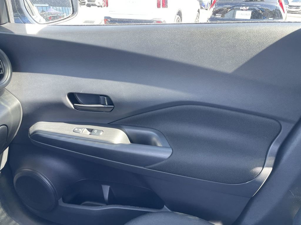 Used 2024 Nissan Kicks S image 19