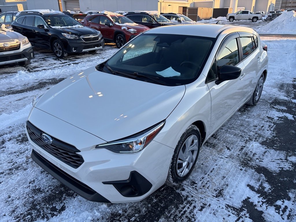 Certified 2025 Subaru Impreza 2.0i image 3