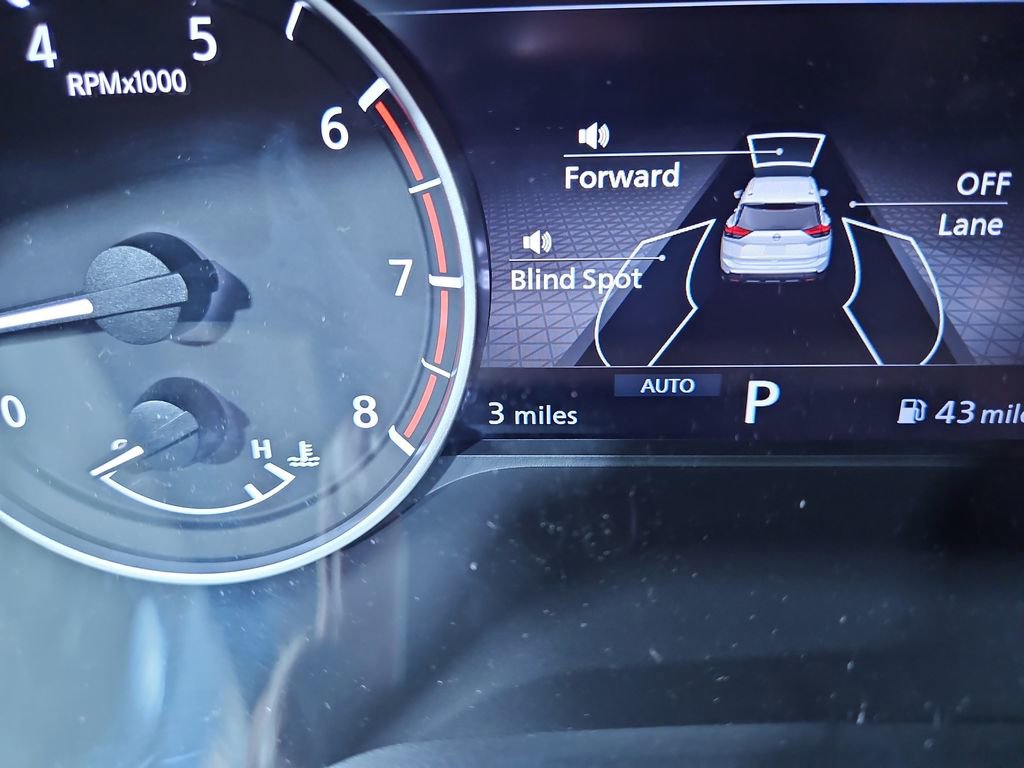 New 2025 Nissan Rogue S image 16