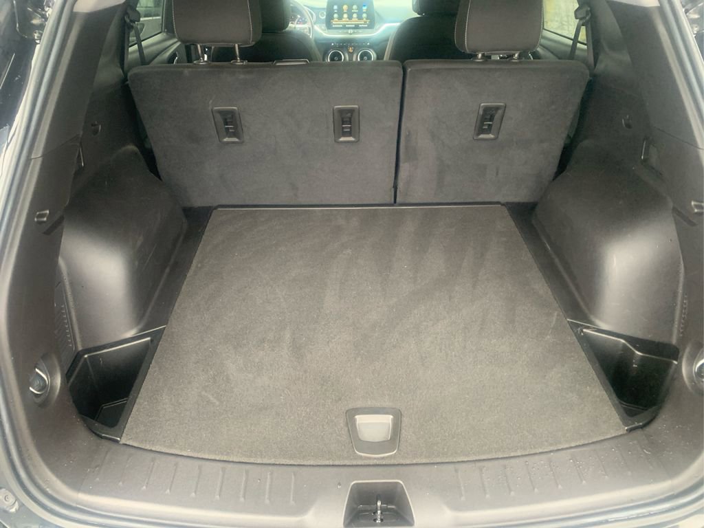 Used 2023 Chevrolet Blazer LT w/ Midnight/Sport Edition image 36