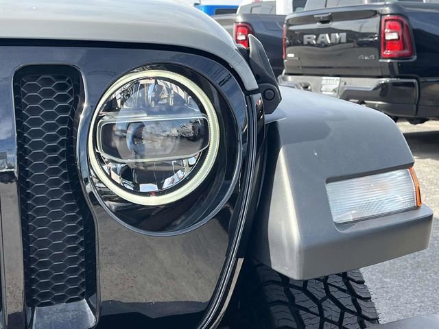 Used 2022 Jeep Wrangler Unlimited Sport AWD/4WD image 9