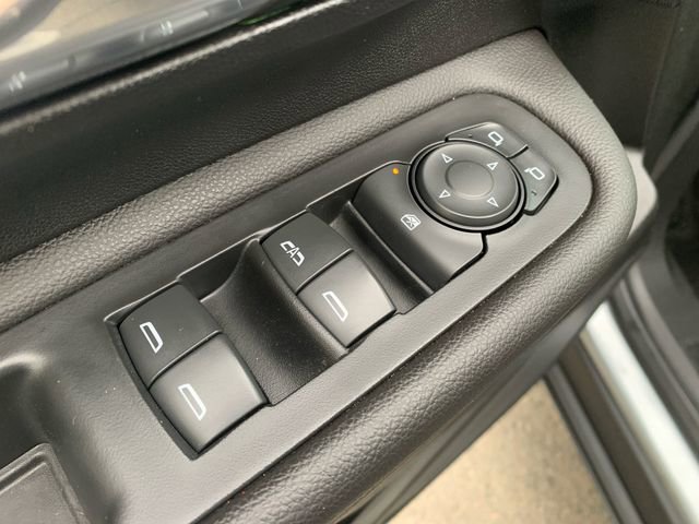Used 2023 GMC Terrain SLE w/ Driver Convenience Package AWD/4WD image 17
