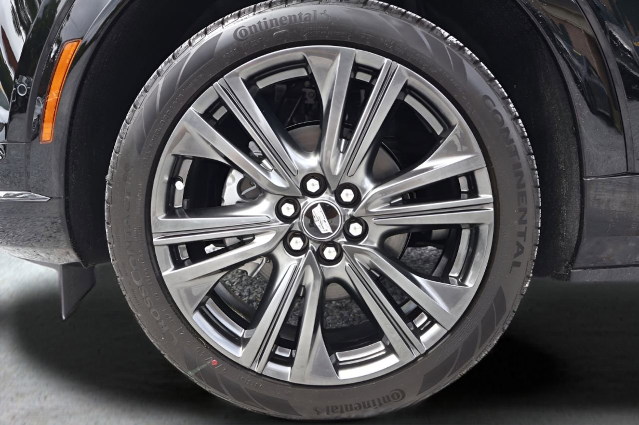 New 2026 Cadillac Optiq Sport 2 RWD image 30