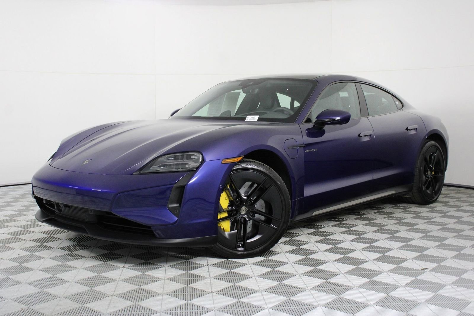 Certified 2025 Porsche Taycan Turbo image 1