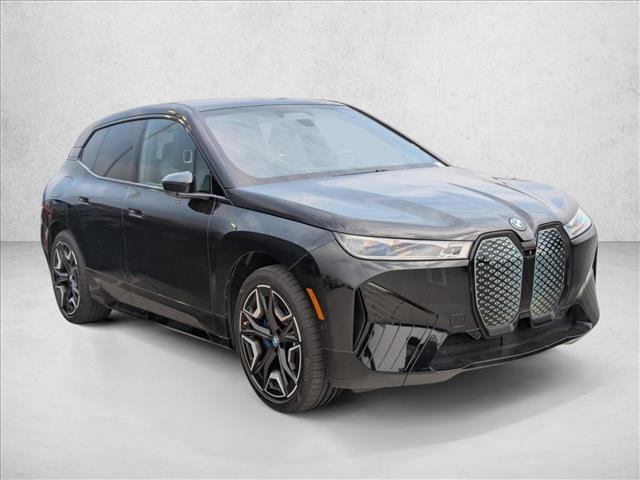 Used 2024 BMW iX xDrive50 w/ Premium Package AWD/4WD image 3