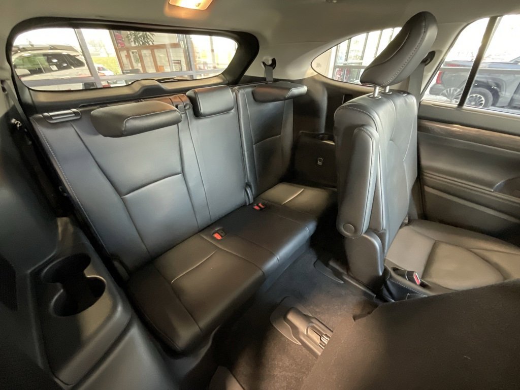 Used 2024 Toyota Highlander Platinum image 21