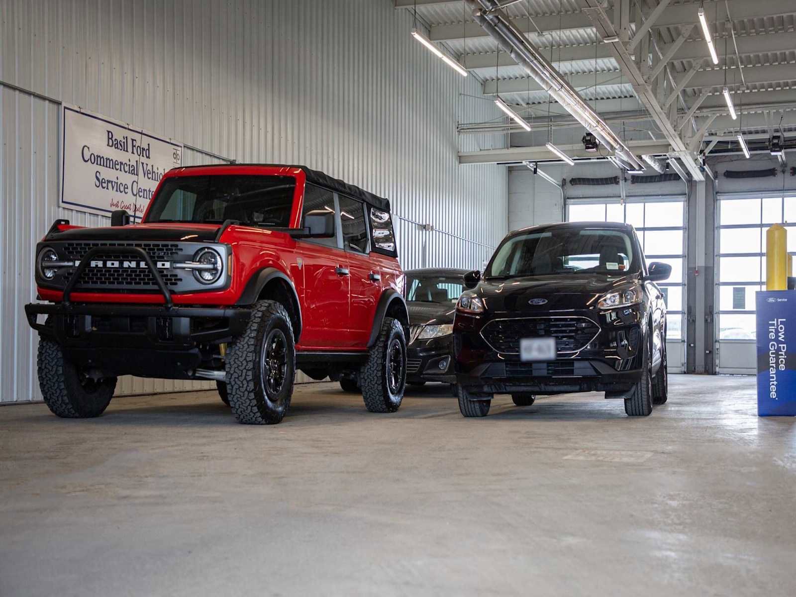 Used 2018 Jeep Wrangler Unlimited Sahara image 10