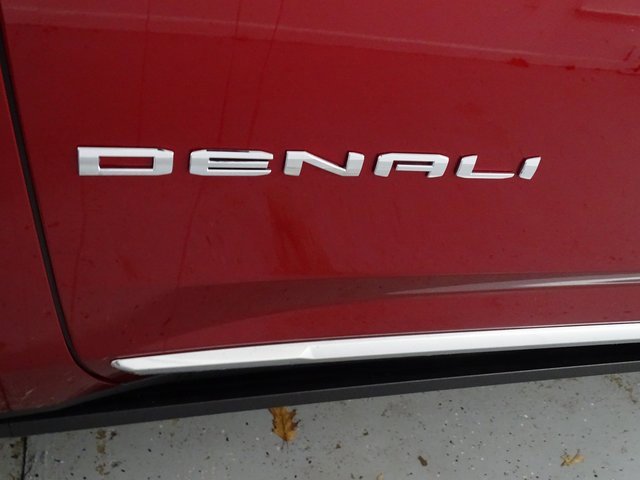 Certified 2025 GMC Yukon Denali w/ Denali Reserve Package image 24