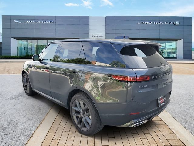 Used 2025 Land Rover Range Rover Sport SE AWD/4WD image 5