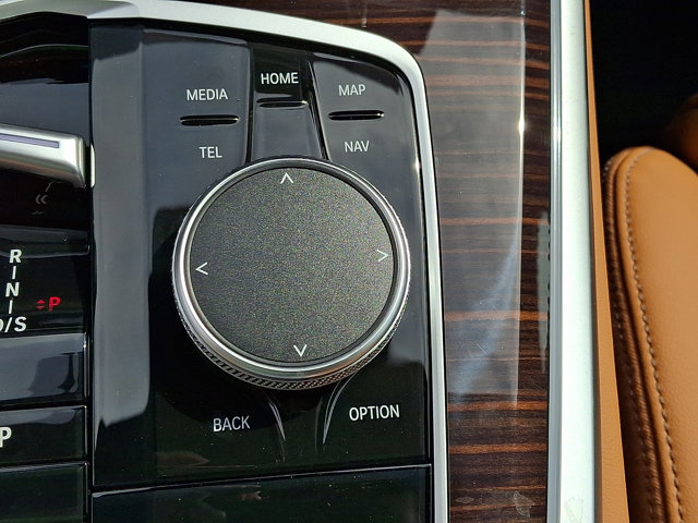 New 2026 BMW X5 xDrive40i w/ Climate Comfort Package image 16