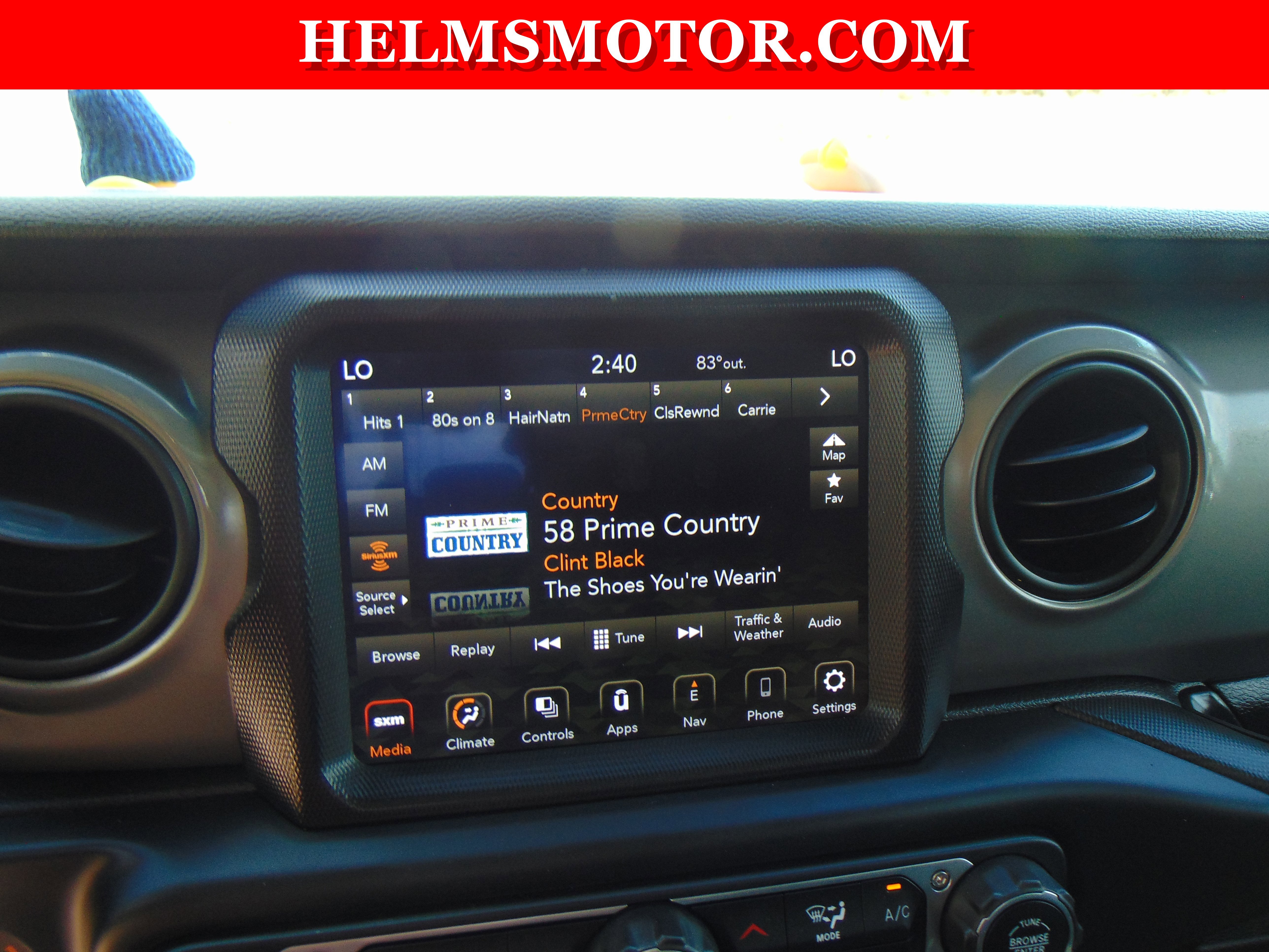 Certified 2021 Jeep Gladiator Willys image 36