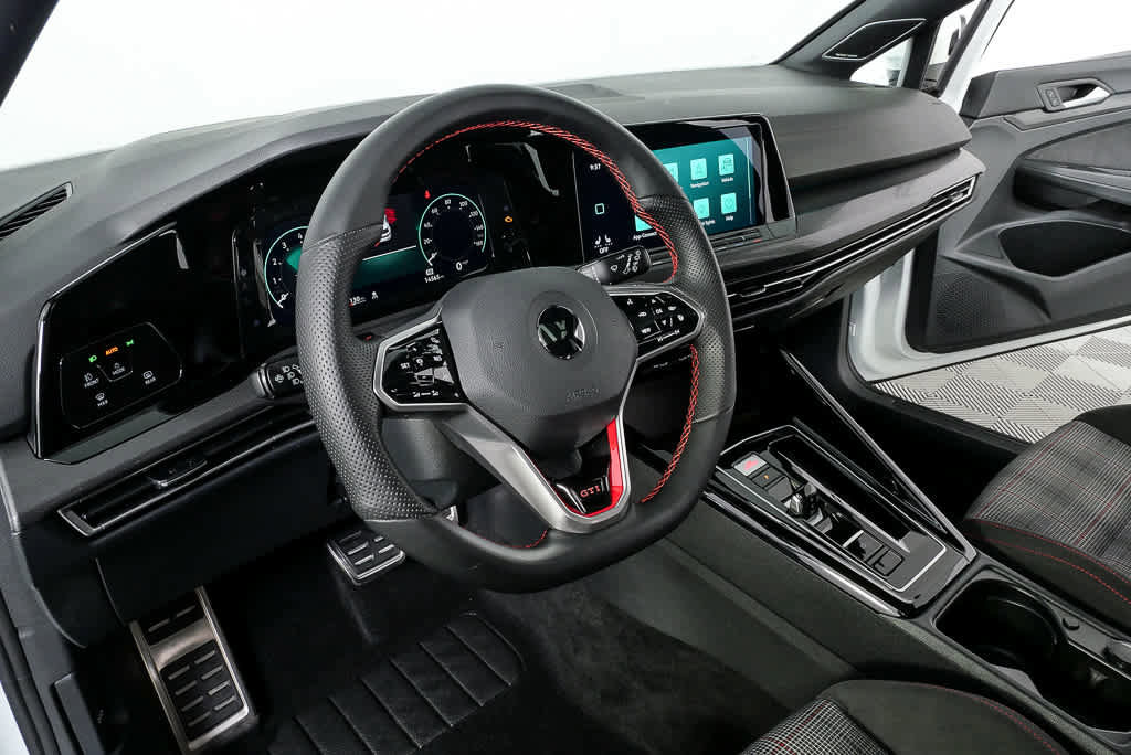 Used 2023 Volkswagen GTI SE image 7