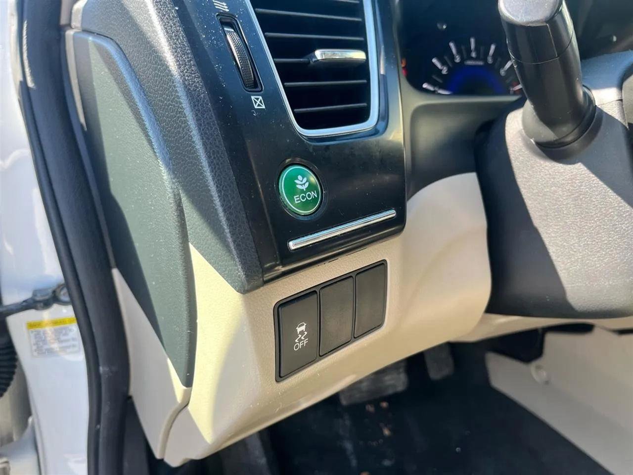 Used 2013 Honda Civic LX image 13