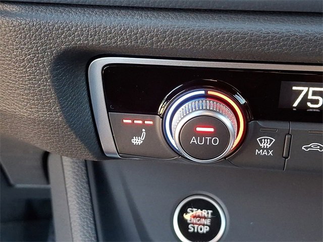 New 2025 Audi Q3 2.0T Premium image 18