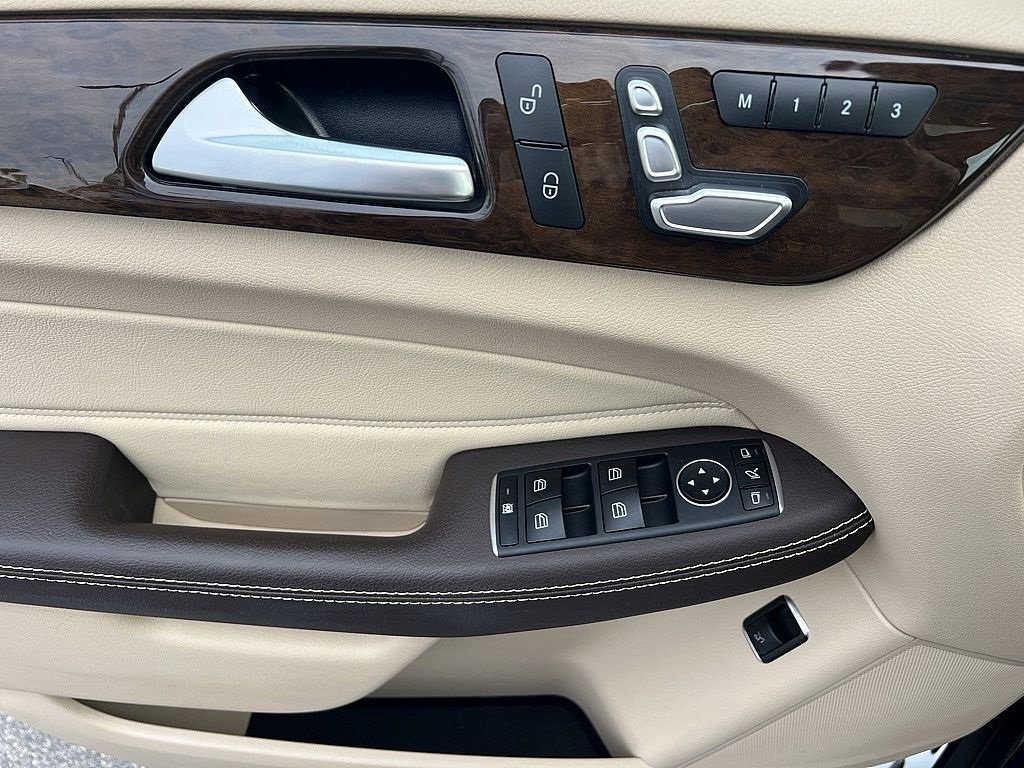 Used 2016 Mercedes-Benz GLE 350 4MATIC image 23