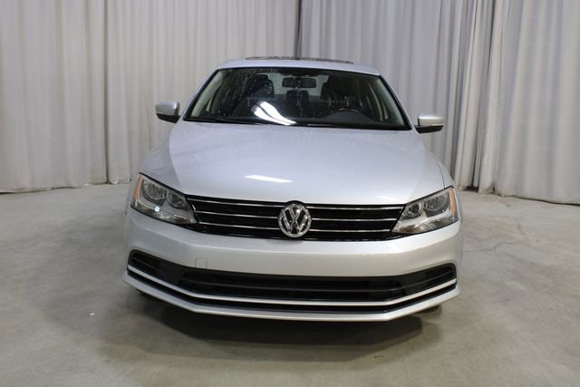Used 2015 Volkswagen Jetta TDI SE FWD image 35