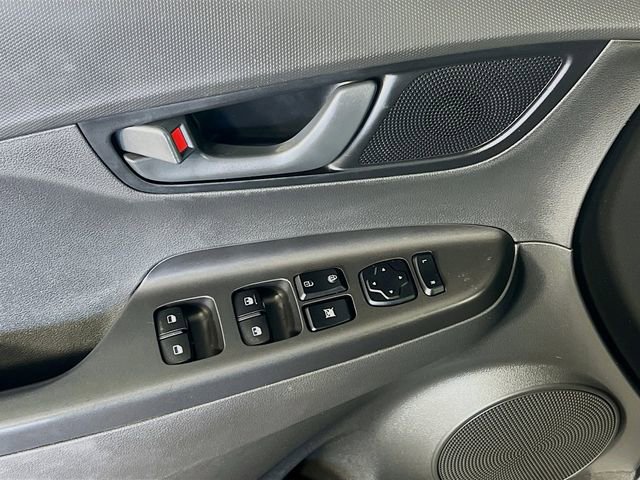 Used 2021 Hyundai Kona SEL FWD image 12