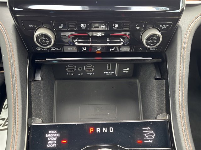 Used 2022 Jeep Grand Cherokee Summit image 17