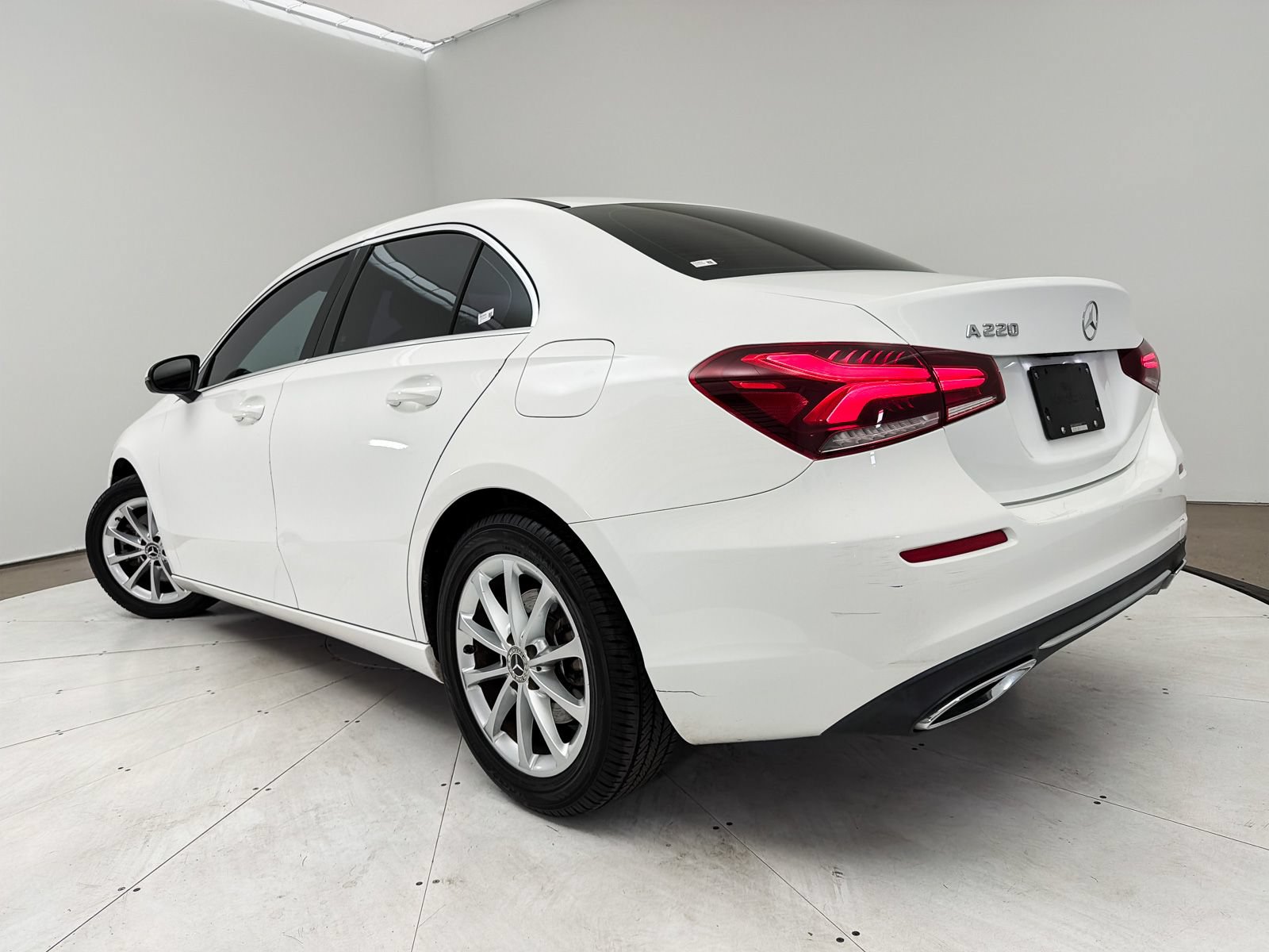 Used 2019 Mercedes-Benz A 220 image 6