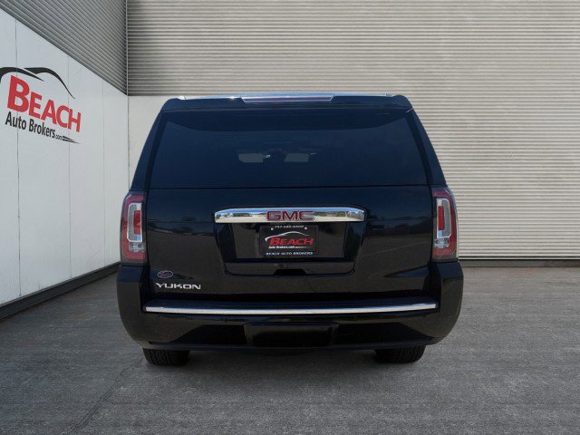 Used 2019 GMC Yukon Denali w/ Denali Ultimate Package AWD/4WD image 17
