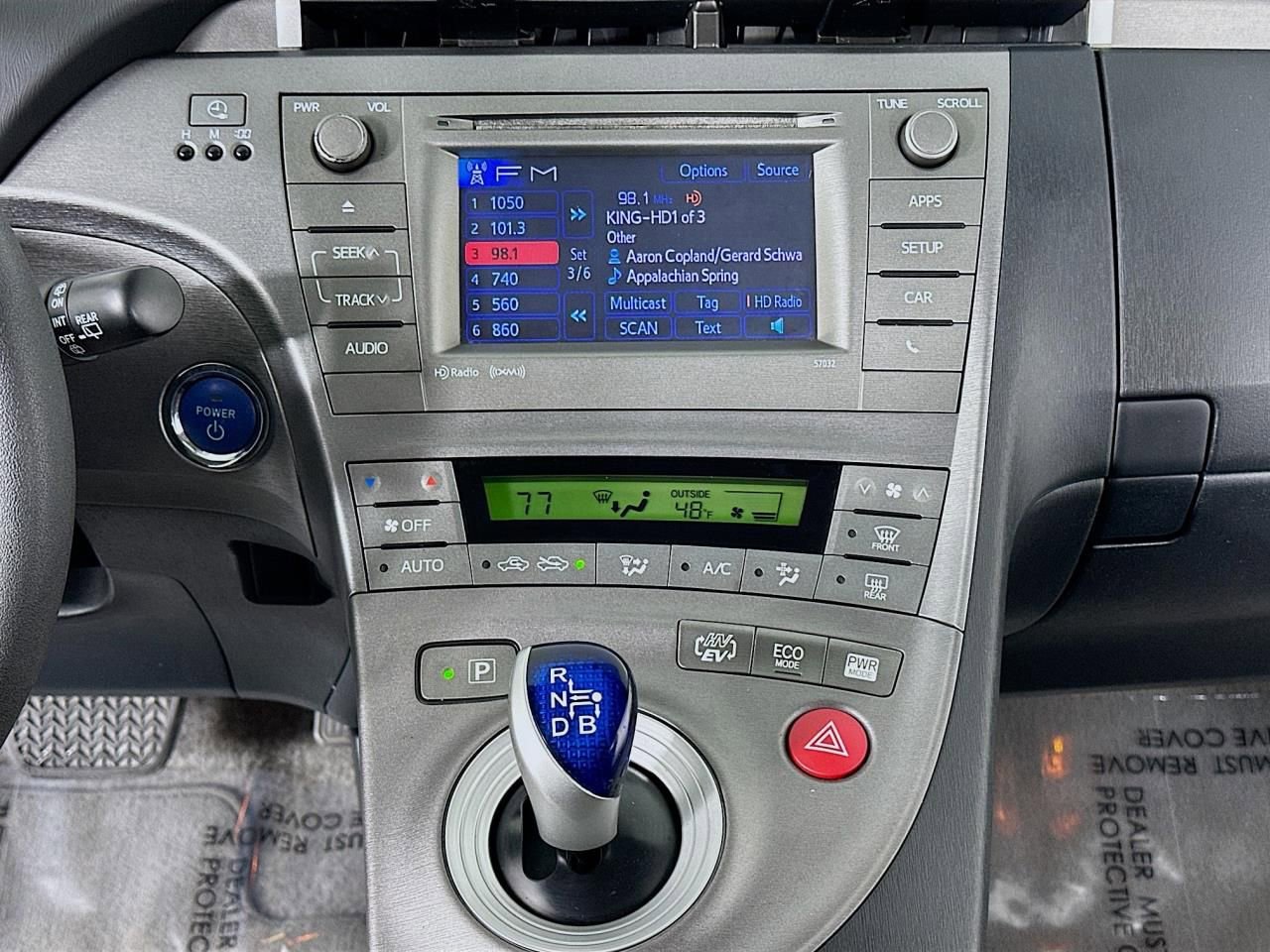 Used 2015 Toyota Prius Prime Plug-In Hybrid image 11