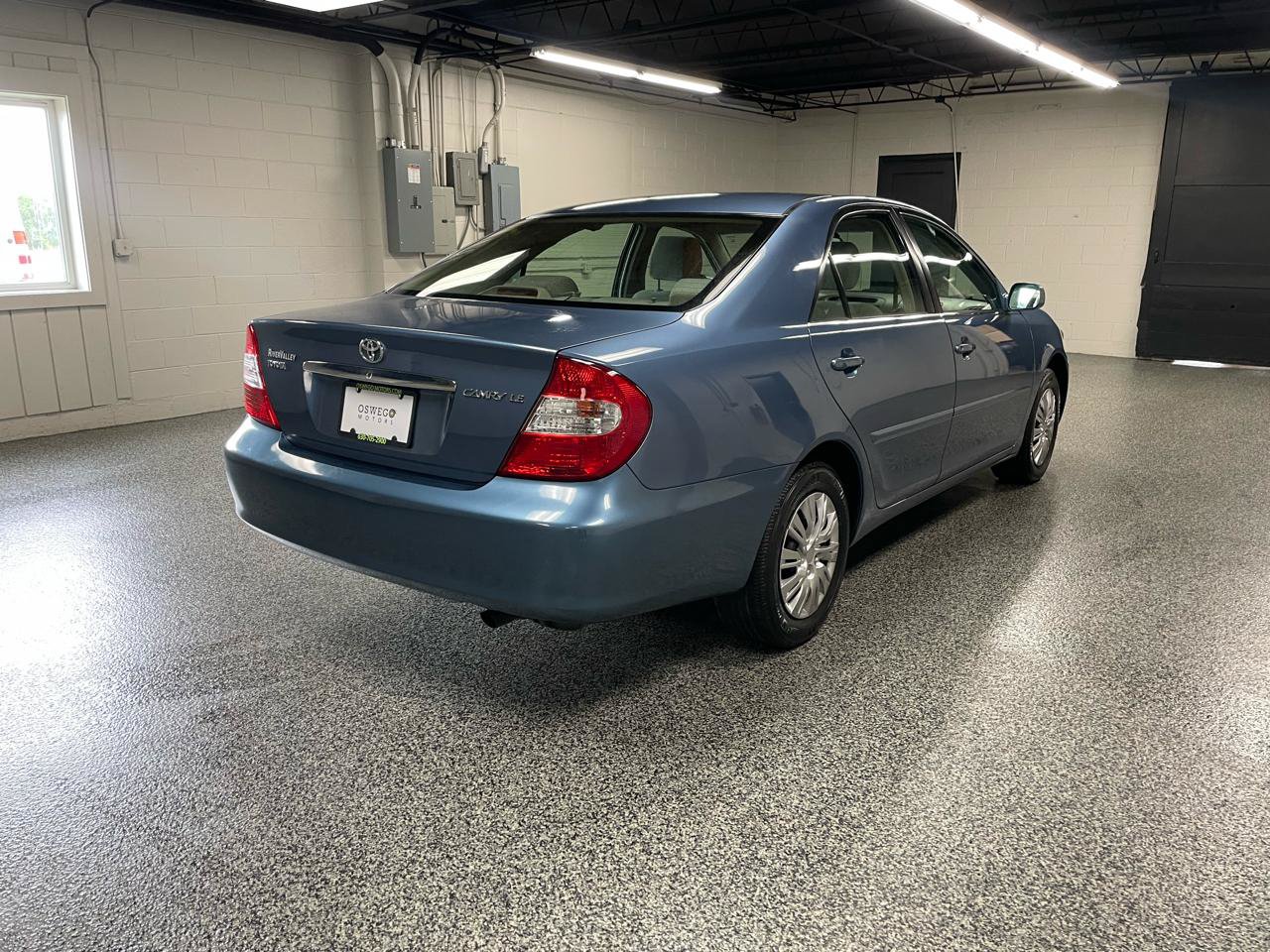 Used 2004 Toyota Camry LE FWD image 7