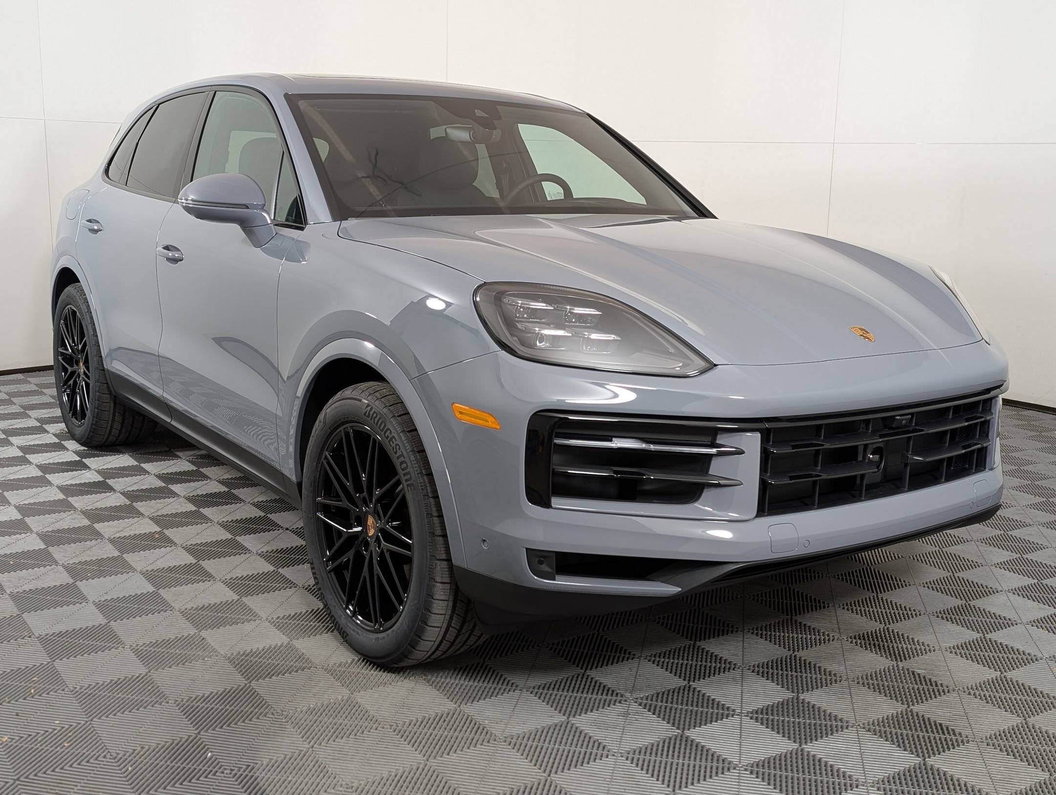 New 2026 Porsche Cayenne image 8