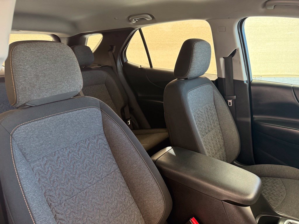 Used 2023 Chevrolet Equinox LT FWD image 13