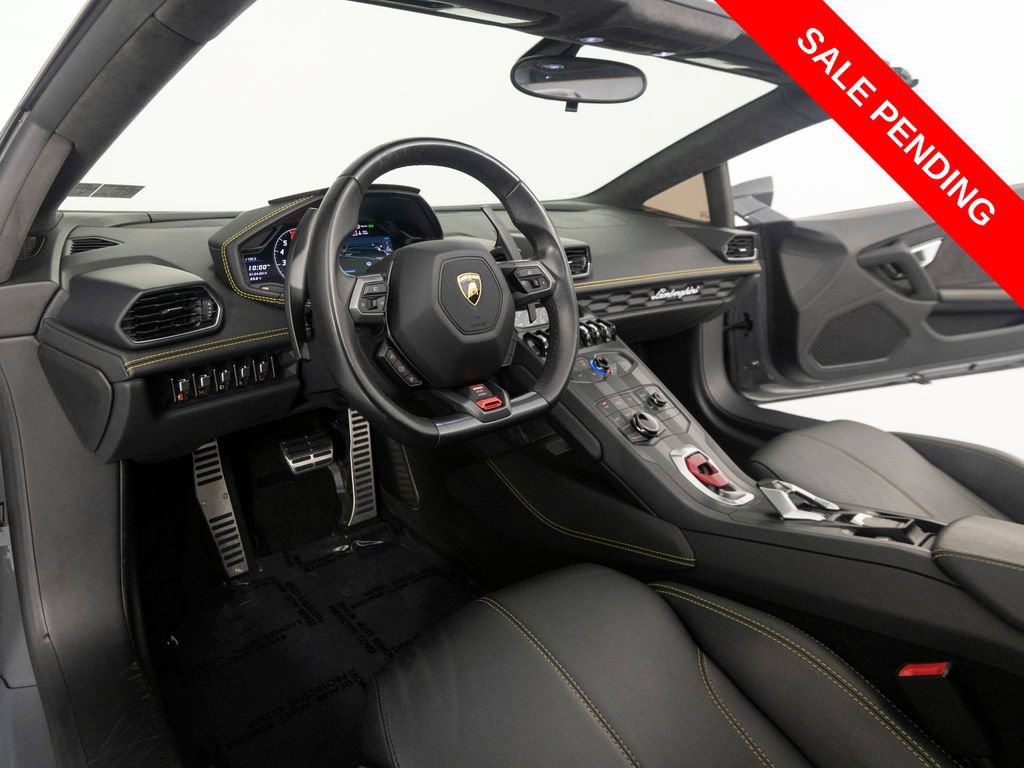 Used 2016 Lamborghini Huracan LP 610-4 AWD/4WD image 12