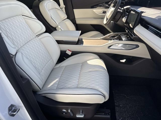 New 2026 Lincoln Nautilus Black Label image 9