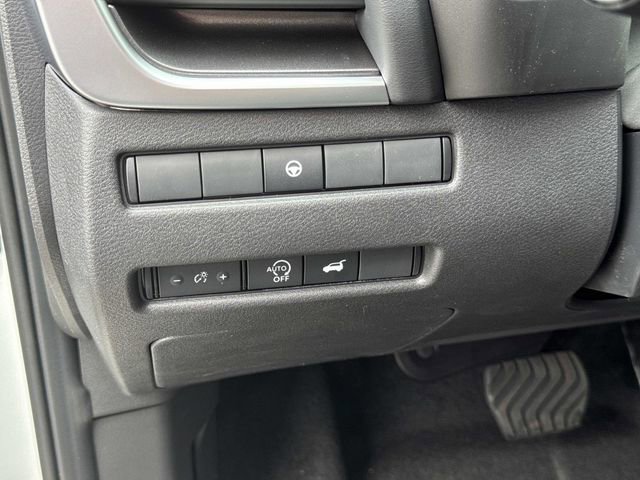 New 2026 Nissan Rogue SV image 27