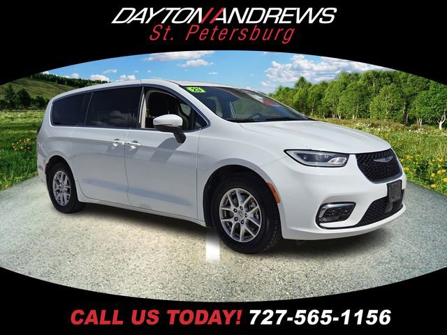 Certified 2023 Chrysler Pacifica Touring-L