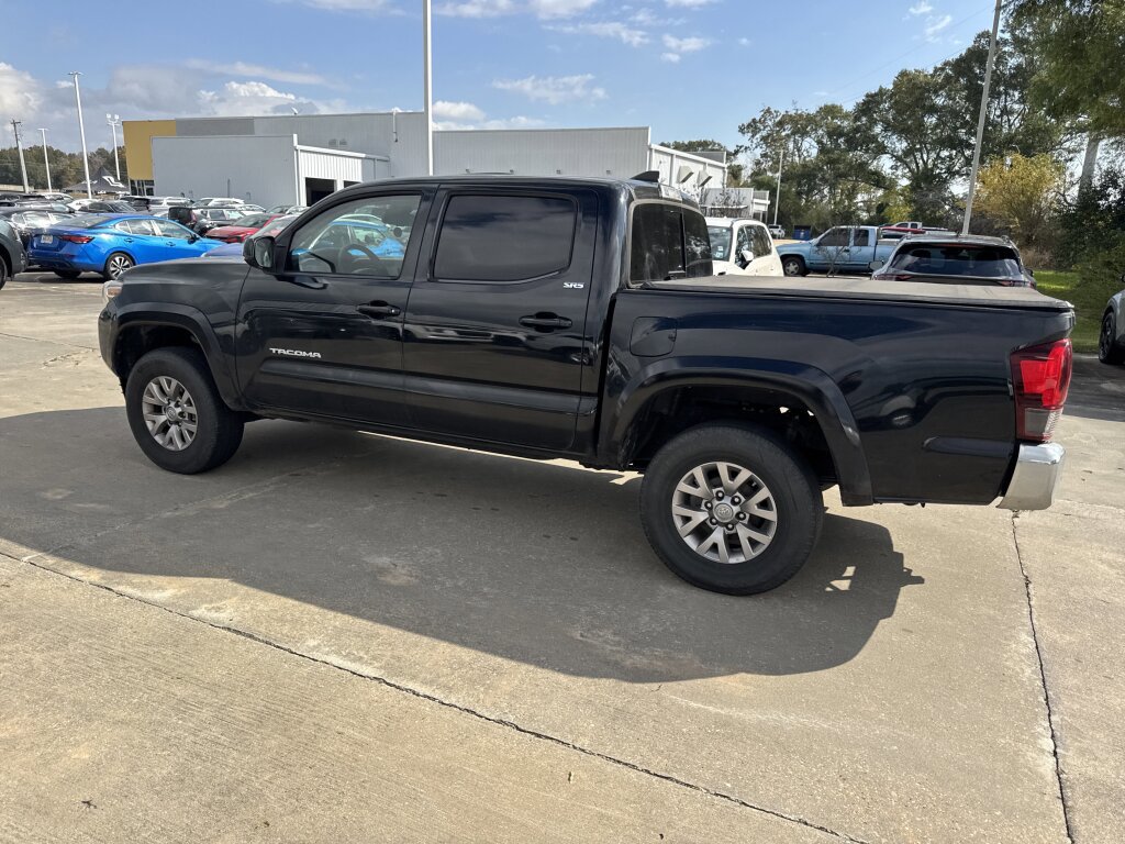 Used 2018 Toyota Tacoma SR5 image 25