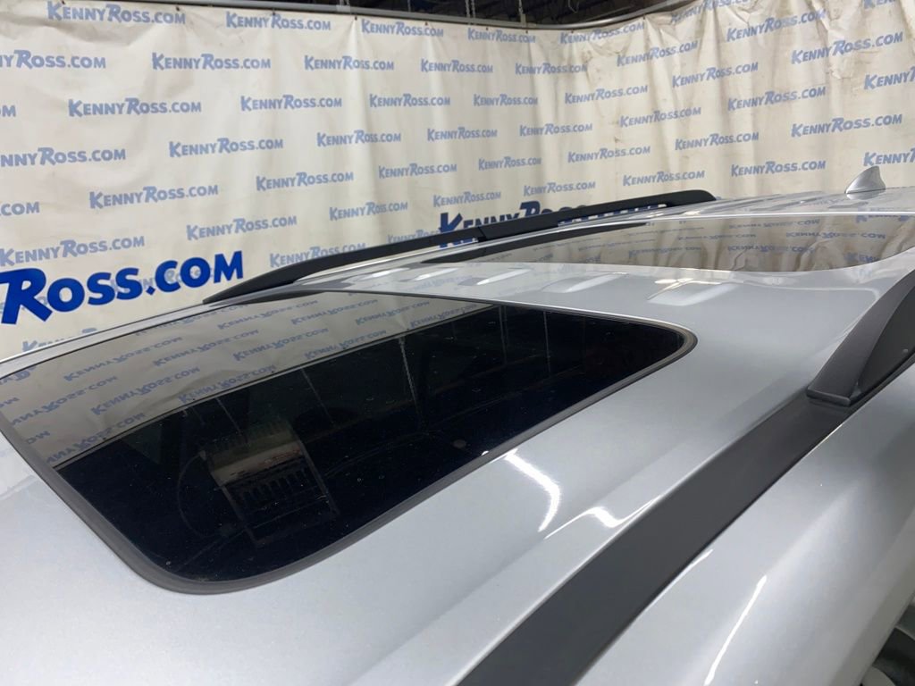 Used 2018 Chevrolet Traverse Premier w/ Redline Edition image 33