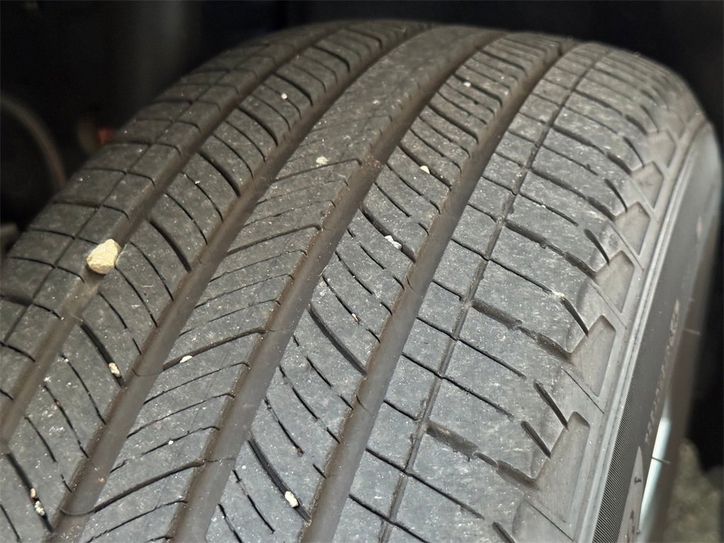 Used 2024 Toyota RAV4 Limited image 28