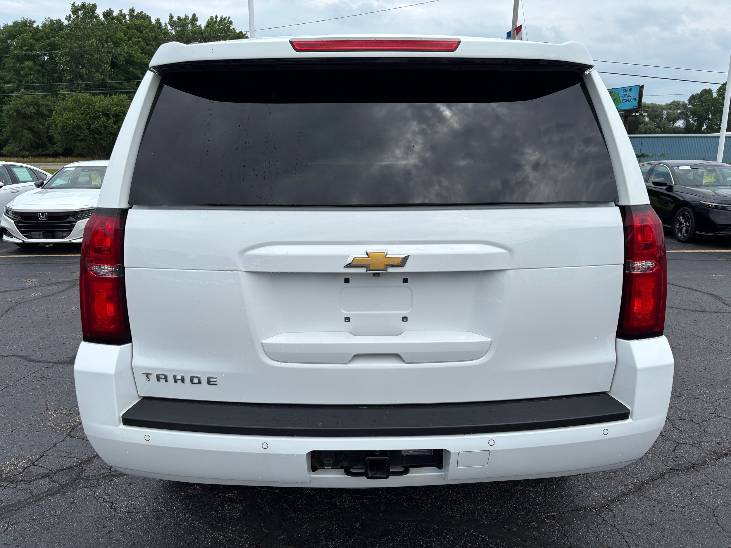 Used 2018 Chevrolet Tahoe LS w/ Skid Plate Package AWD/4WD image 7