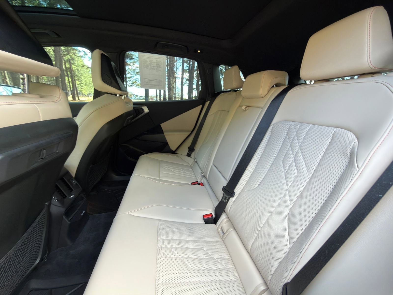 Certified 2025 BMW X3 xDrive30i w/ M Sport Package image 13