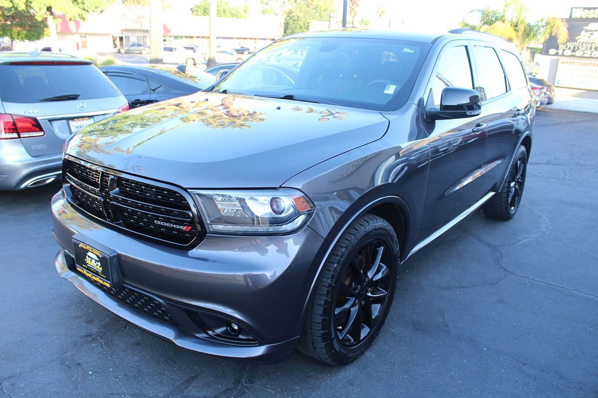 Used 2017 Dodge Durango R/T w/ Trailer Tow Group IV AWD/4WD image 4