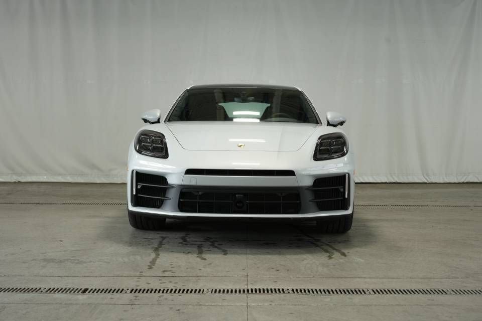 Used 2025 Porsche Panamera 4 AWD/4WD image 10