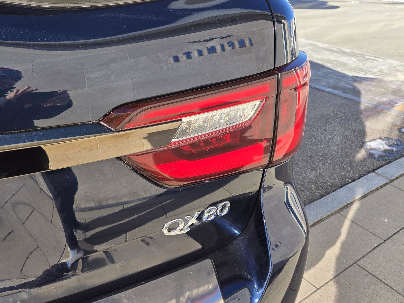 Certified 2022 INFINITI QX80 Premium Select w/ Cargo Package image 13