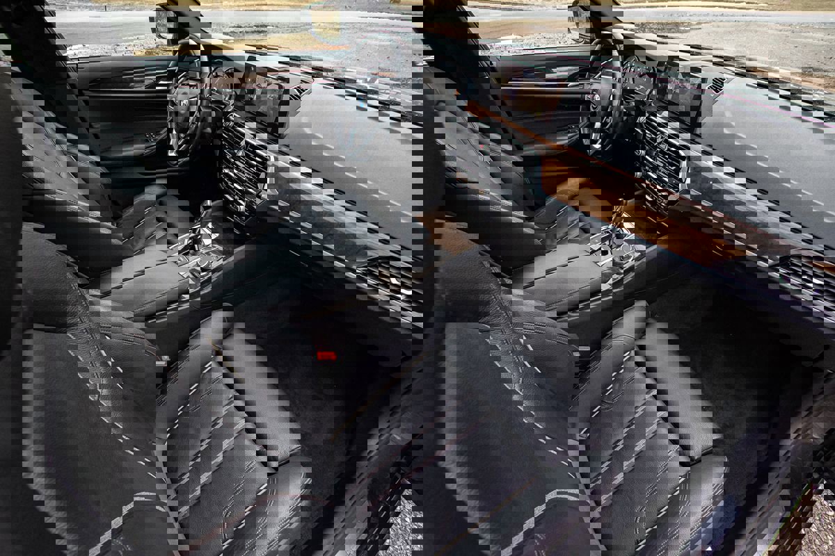 Used 2018 BMW 530i xDrive image 20