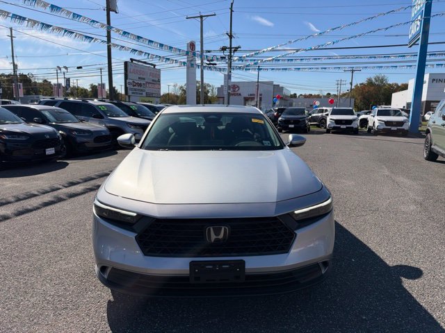 Used 2024 Honda Accord EX image 3