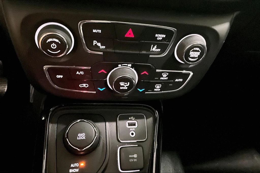Used 2018 Jeep Compass Limited w/ Navigation Group image 15